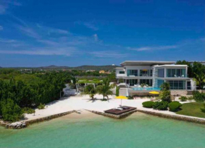 Newly Expanded! Lavish Beachfront Mansion - Villa Caskai Aruba